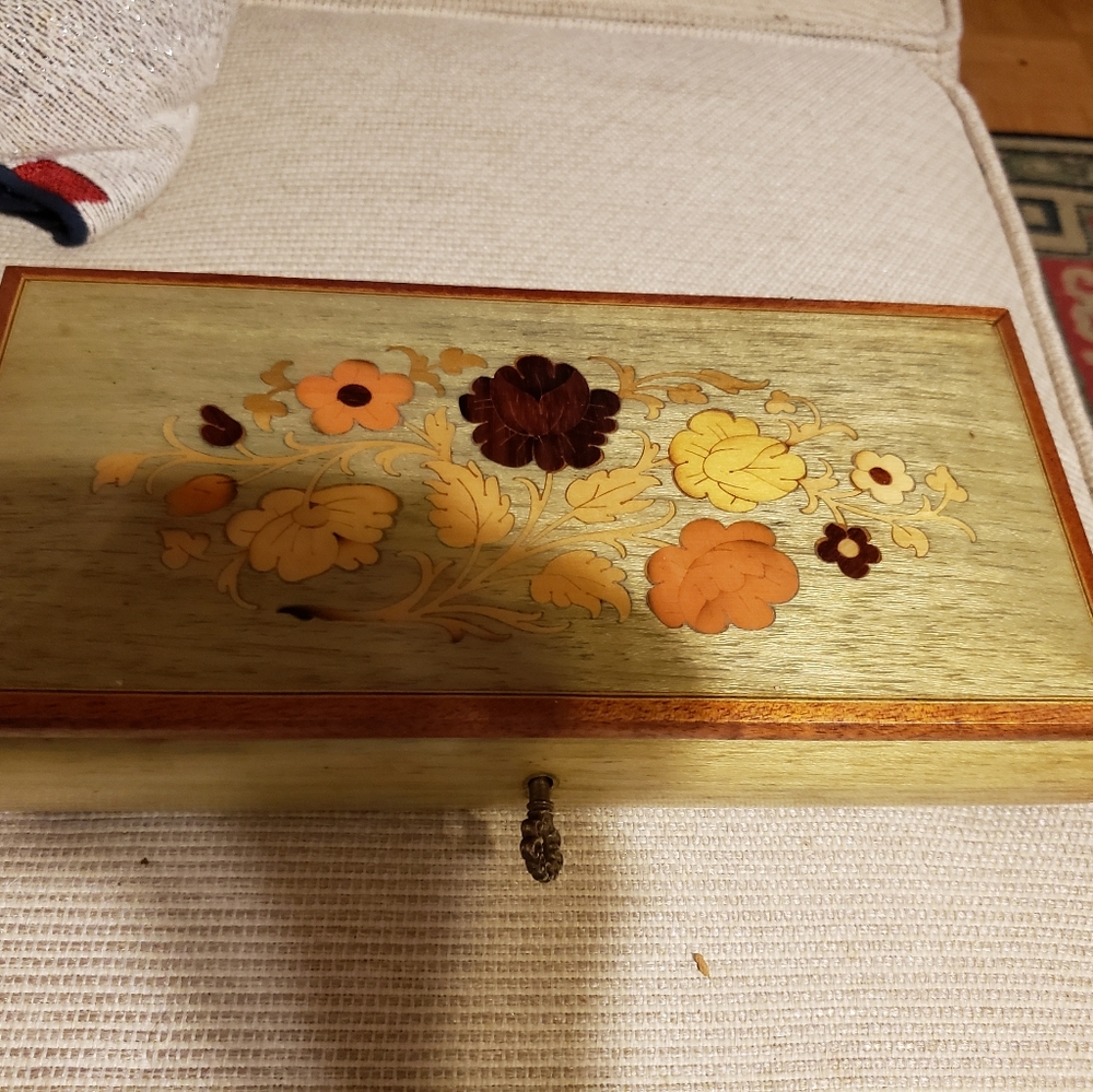 Italian wooden jewelry box
